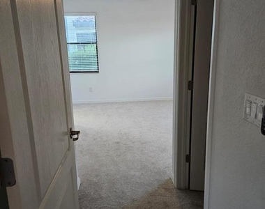 12324 Canavese Lane - Photo Thumbnail 25