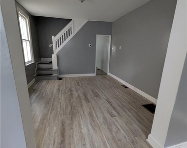 329 E Broad Street - Photo Thumbnail 2
