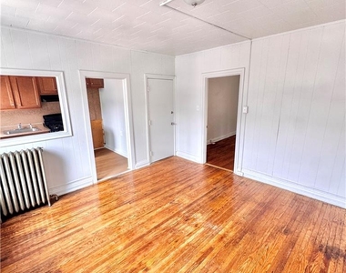 607 N 8th Street - Photo Thumbnail 3