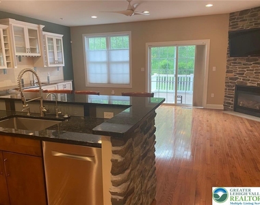 1621 Finches Garden Road - Photo Thumbnail 7