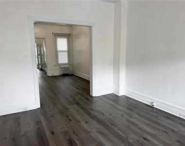 758 Pawnee Street - Photo Thumbnail 2