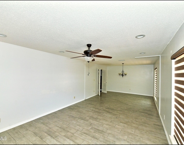 9125 W H Burges Drive - Photo Thumbnail 8