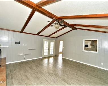 9125 W H Burges Drive - Photo Thumbnail 24