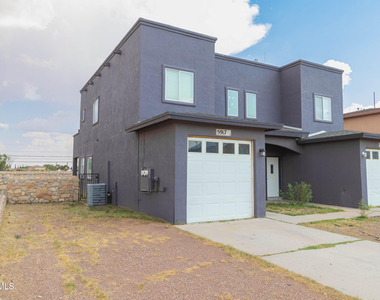 5917 Cielo Del Rey Place - Photo Thumbnail 6