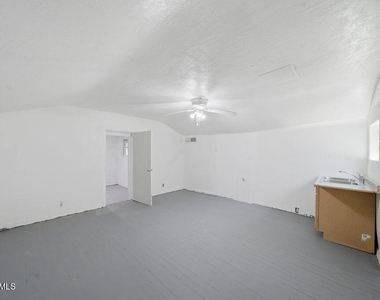 5833 Ybarra Court - Photo Thumbnail 8