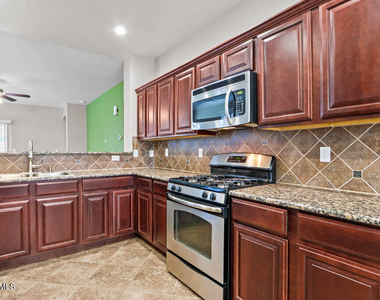 14229 Bluesky Point Court - Photo Thumbnail 14