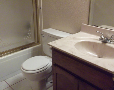1917 Ralph Janes Place - Photo Thumbnail 11