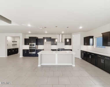 14616 Tierra Burgos - Photo Thumbnail 16