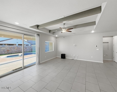 14616 Tierra Burgos - Photo Thumbnail 25