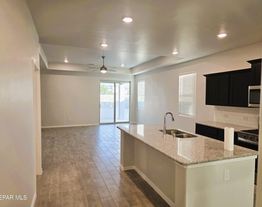 12936 Tatenhill Drive - Photo Thumbnail 4