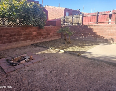 11054 Sunshine Court - Photo Thumbnail 15