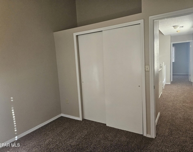 11054 Sunshine Court - Photo Thumbnail 10
