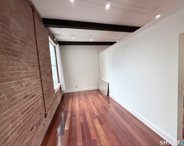 83 Washington Street - Photo Thumbnail 6