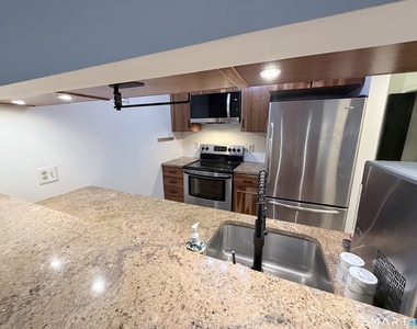 83 Washington Street - Photo Thumbnail 7