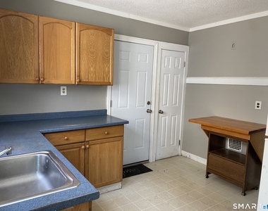 399 Washington Avenue - Photo Thumbnail 12