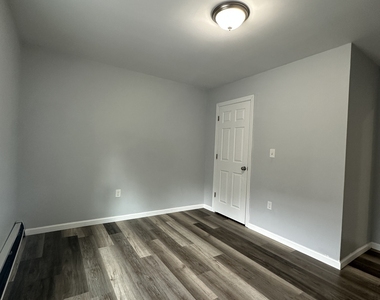 178 Martin Street - Photo Thumbnail 8