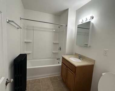 178 Martin Street - Photo Thumbnail 2