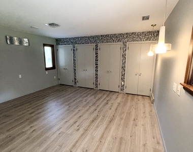 307 North Road - Photo Thumbnail 19