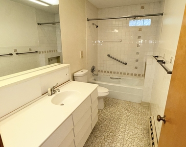 307 North Road - Photo Thumbnail 21