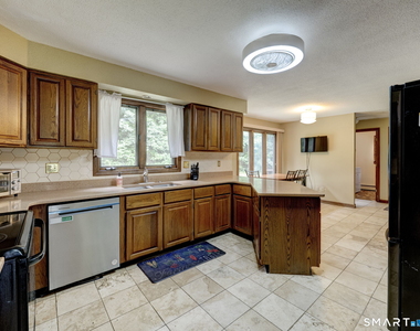 522 Springfield Road - Photo Thumbnail 8