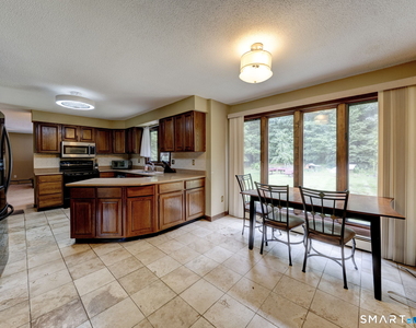522 Springfield Road - Photo Thumbnail 11
