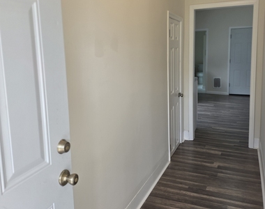 15 Walnut Street - Photo Thumbnail 4