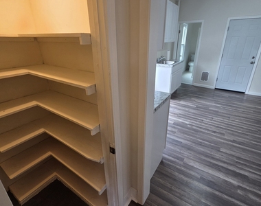 15 Walnut Street - Photo Thumbnail 7