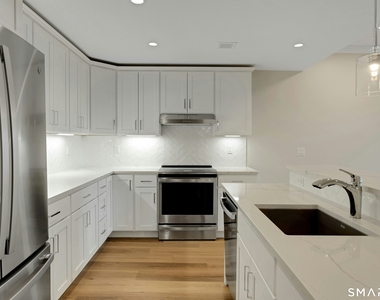 340 Heights Road - Photo Thumbnail 5