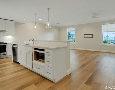 340 Heights Road - Photo Thumbnail 6