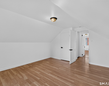 11 Stratfield Place - Photo Thumbnail 30