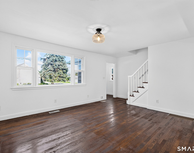 11 Stratfield Place - Photo Thumbnail 11