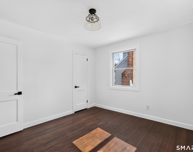 11 Stratfield Place - Photo Thumbnail 18