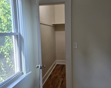 921 Cooke Street - Photo Thumbnail 7