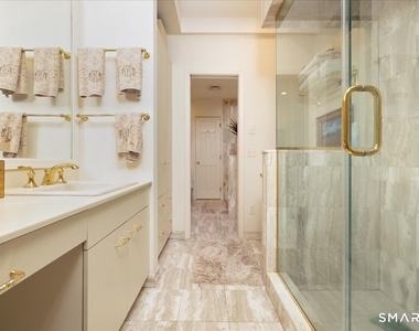 281 Pequot Avenue - Photo Thumbnail 15