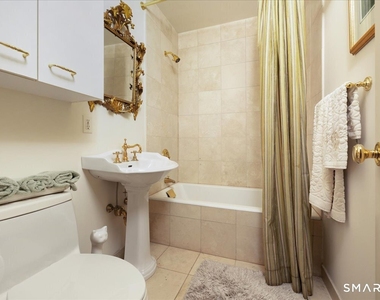 281 Pequot Avenue - Photo Thumbnail 18