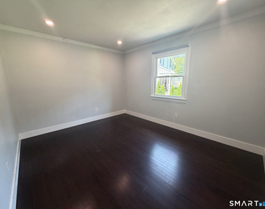 17 Kingsbury Road - Photo Thumbnail 20