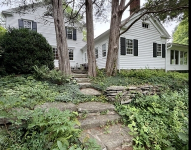 320 Valley Road - Photo Thumbnail 7