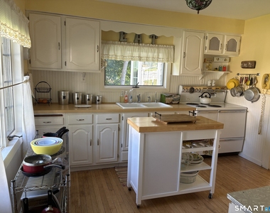 6 East Street - Photo Thumbnail 10