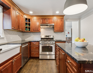 111 Mill Hill Road - Photo Thumbnail 19