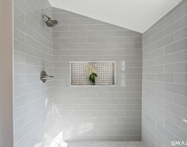 111 Mill Hill Road - Photo Thumbnail 23