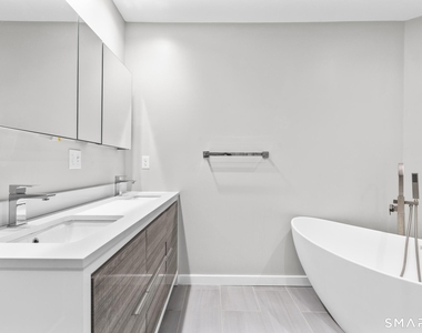 95 Harbour Close - Photo Thumbnail 21