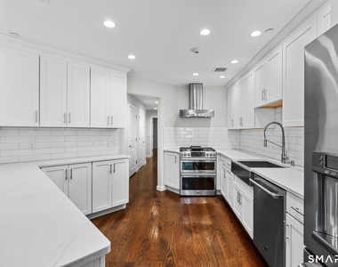 95 Harbour Close - Photo Thumbnail 12