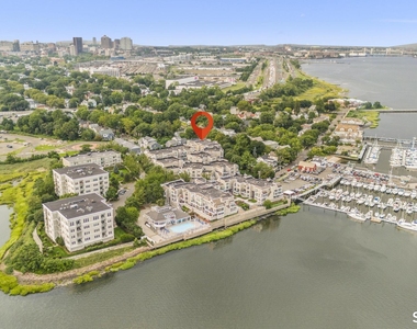 95 Harbour Close - Photo Thumbnail 38