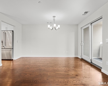 95 Harbour Close - Photo Thumbnail 9