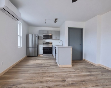 401 Brinton Ave - Photo Thumbnail 3