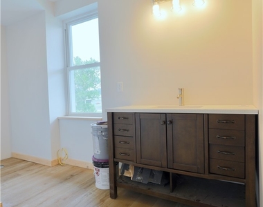 401 Brinton Ave - Photo Thumbnail 17