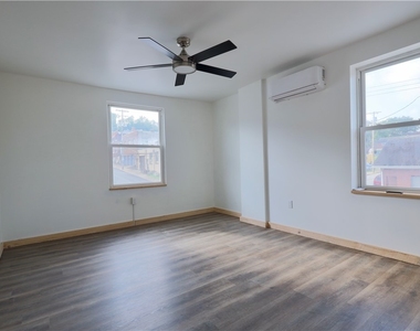 401 Brinton Ave - Photo Thumbnail 12