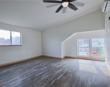401 Brinton Ave - Photo Thumbnail 6