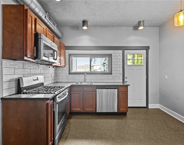 5201 1/2 Duncan St - Photo Thumbnail 3