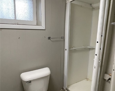 239 Ormond Ave - Photo Thumbnail 11